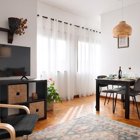 ! Luminous 2Br Top Floor ! Praca Da Republica Porto Exterior photo